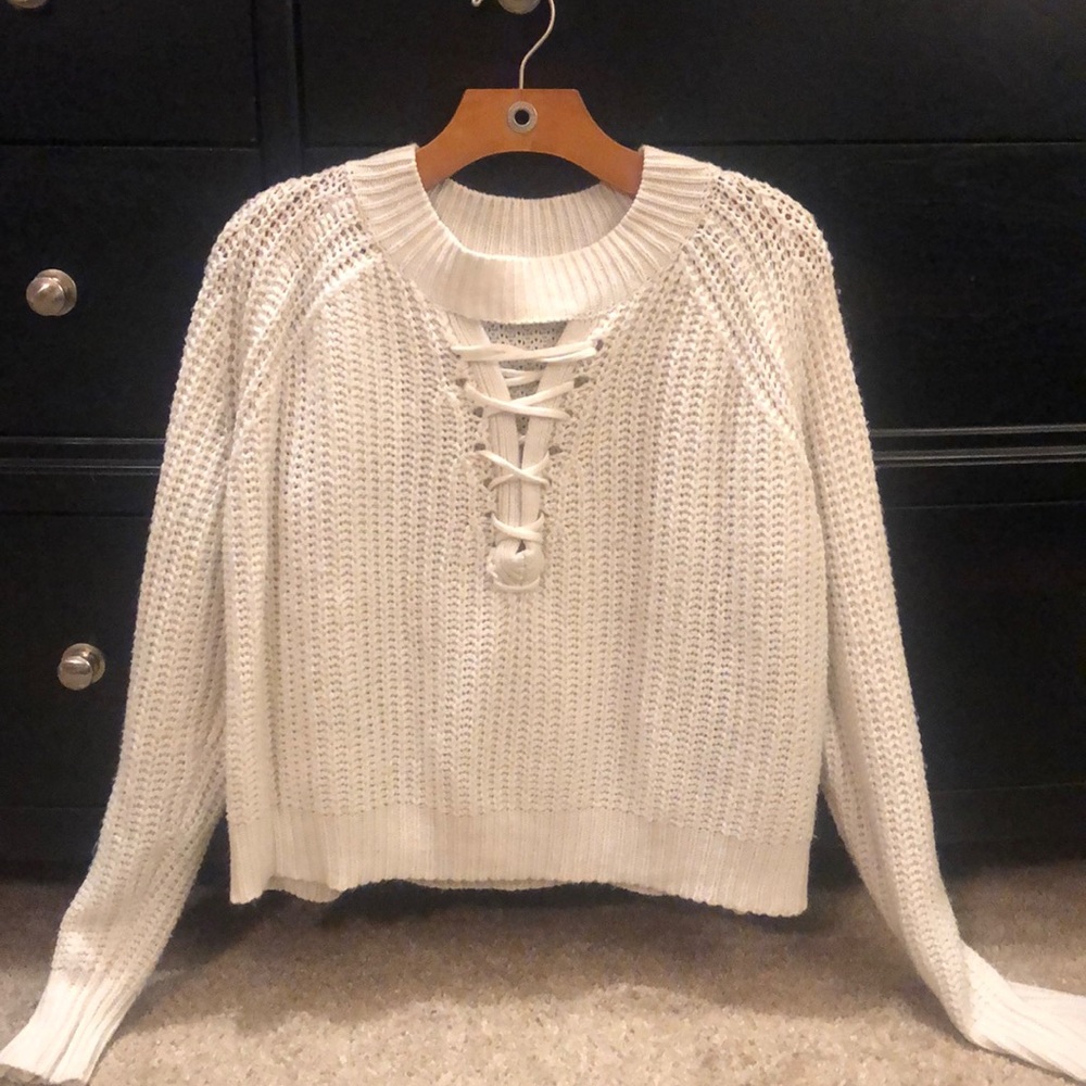 White Lace up Sweater M/L